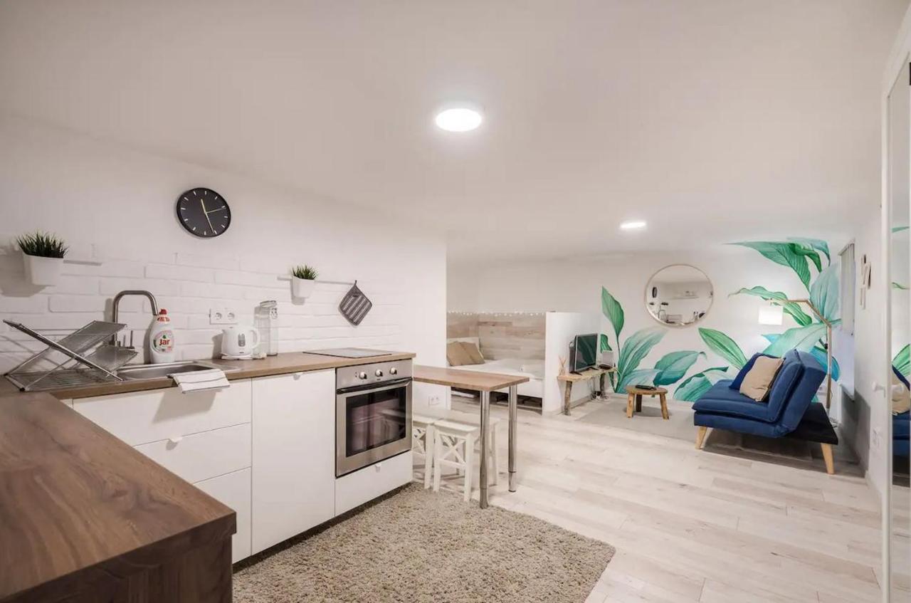 Cosy Cottage - Cheerful Apartment In The Center ブダペスト エクステリア 写真